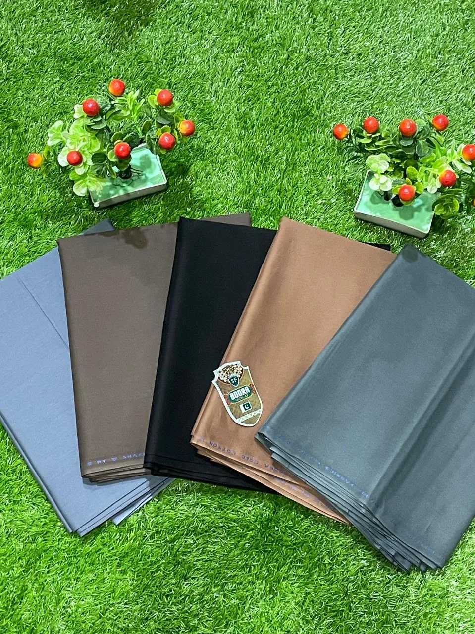 Men Fine Cotton Unstitched Fabric